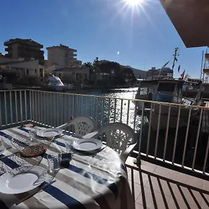 https://rnet-apartments-roses-mediterrani.topcostabravahotels.com